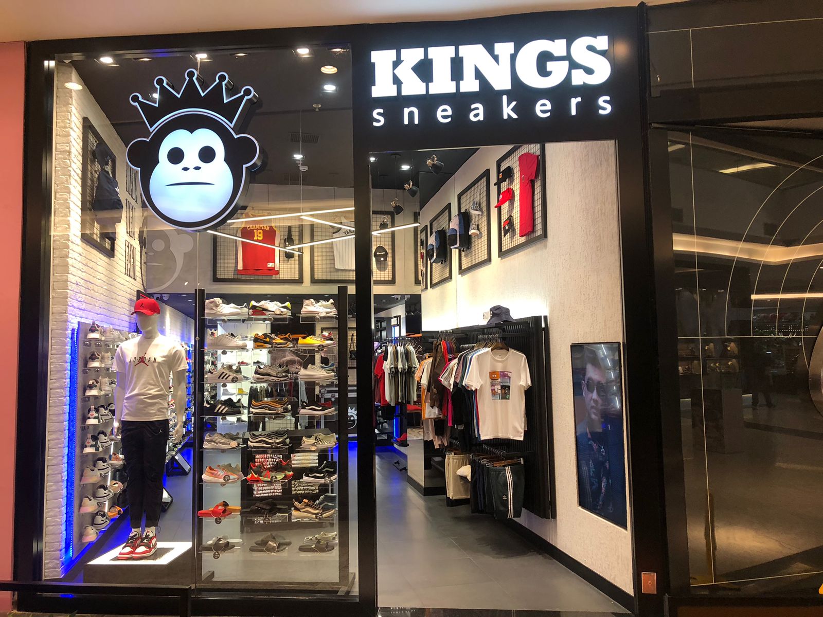 Com mais de 130 lojas espalhadas por Kings Sneakers chega a Fortaleza Nos Negocios